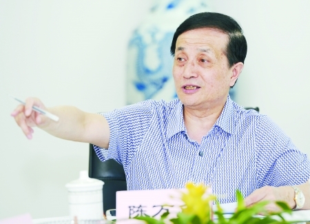 ȫ���˴�������������볣ί��ԭ�����f(xi��)����ϯ��f־